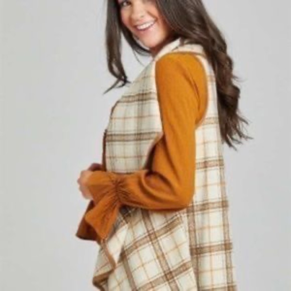 Altar'd State Cream and Brown Plaid Waterfall Vest - Small - Tan Trim Sleeveless - Picture 2 of 8